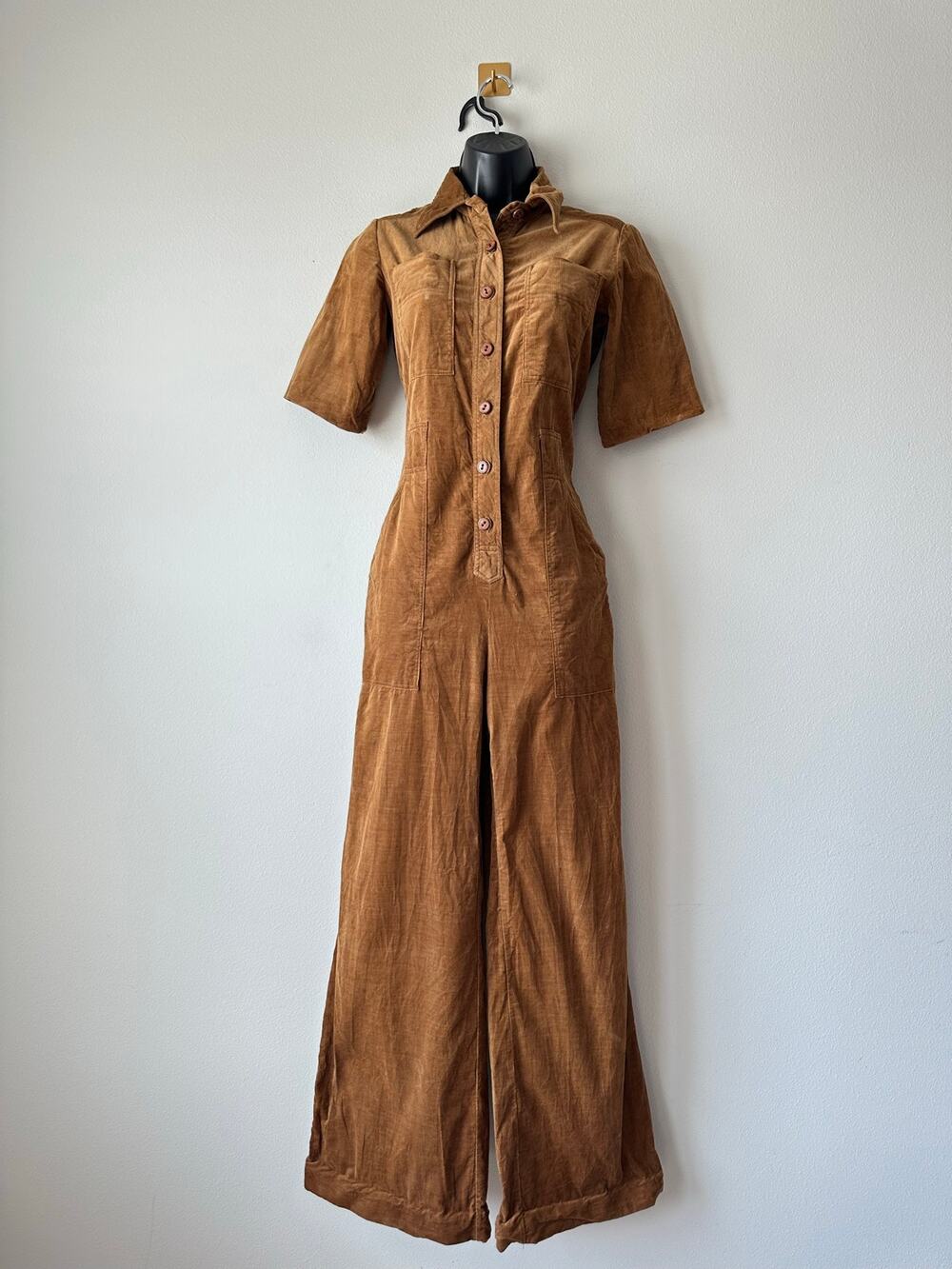 Vintage 70s Ellen Tracy Camel Corduroy Jumpsuit Bell Bottom Wide Leg Disco Boho